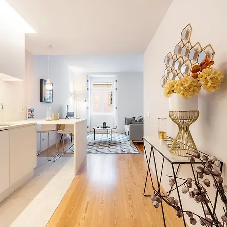 Apartment Studio In Central By Guestready